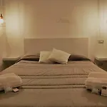 Athena Apartment- Ortigia Holidays