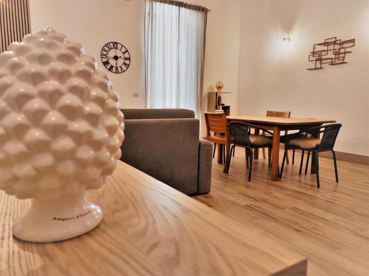 Athena Apartment- Ortigia Holidays Apartamento Syracuse