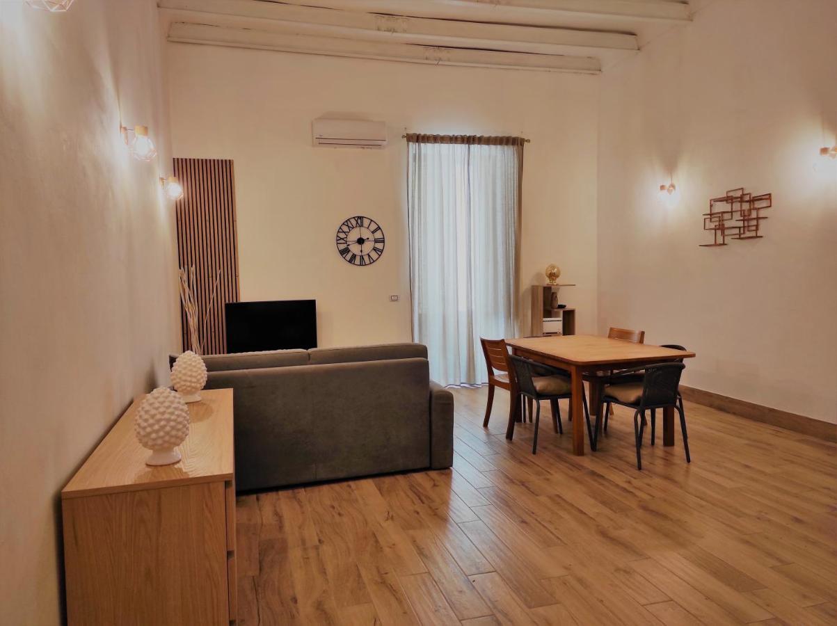 Athena Apartment- Ortigia Holidays Apartamento Syracuse